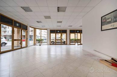 Immobile di 115 m² con 2 locali a Firenze