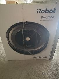 robot roomba modello 681 aspirapolvere