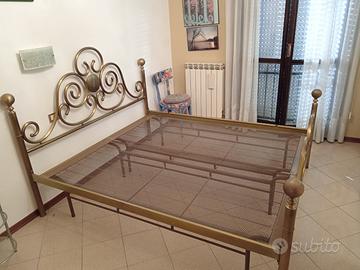 Letto ottone matrimoniale + 2 letti singoli 1970