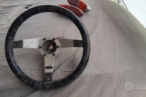 Volante personal in pelle da rifoderare del 1979
