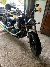 Suzuki VL 800