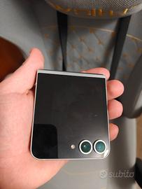 Samsung Galaxy Z Flip 6 - 12/256GB (Mint) 