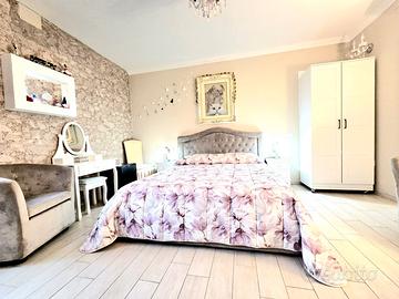 Libera a capodanno Suite in centro con colazione