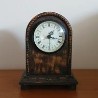 Orologio a batteria da tavolo in legno