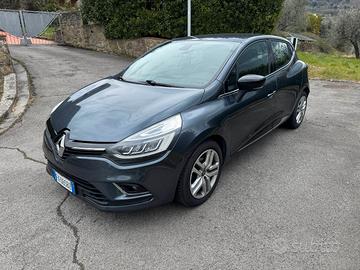 Renault Clio Moschino Zen 0.9 90 CV