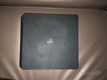 PlayStation 4 Slim 1TB - Perfettamente Funzionante