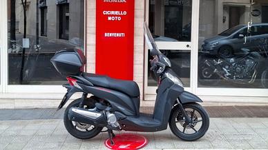 Honda SH 300 Sport
