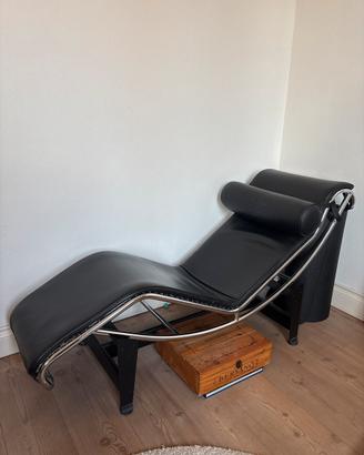 Chaise longue pelle