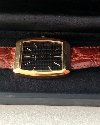 Omega De Ville  in oro