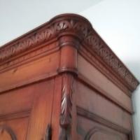 Armadio in legno di cipresso