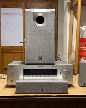 Home Theater Yamaha HTR-5830 da 240 W con speaker