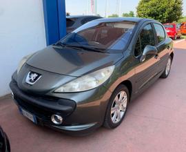 Peugeot 207 1.6 HDi 90CV 3p. XS