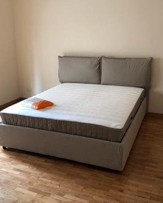 Letto matrimoniale Ikea