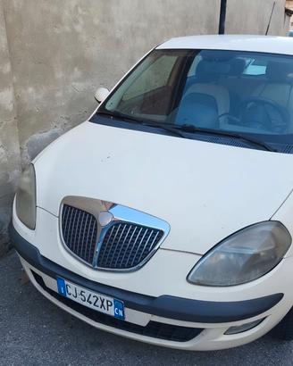 Lancia 1.2 benzina 2003 – Buone condizioni