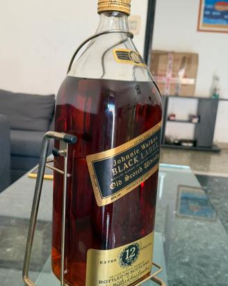 bottiglia whisky black labal 4.5