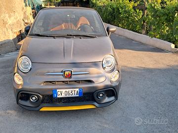 Abarth 595 competizione cabrio