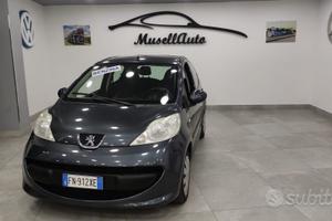 Peugeot 107 2008 1.0 Benzina