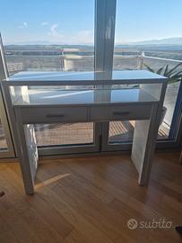 scrivania estraibile bianco laccato