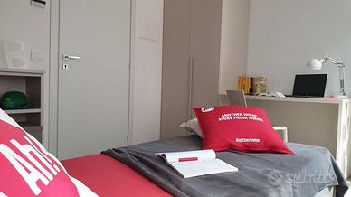 Singola in appartamento zona City Life da sett