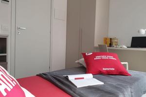 Singola in appartamento zona City Life da sett