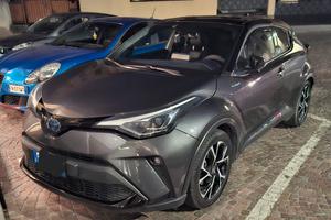 Toyota c-hr hybrid e-cvt style + tech pack 