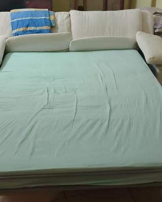 divano letto tre posti 