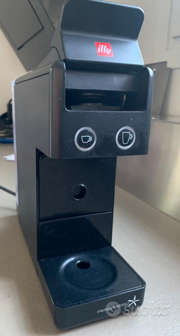 Macchina Da Caff&egrave; Illy Iperespresso Y3 A Capsule - Nero, Per Espresso E Americano, Design Moderno