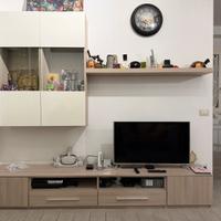 Mobile tv e parete attrezzata