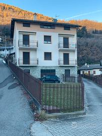 Intero stabile in Teglio via C. Morelli n.12