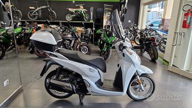 Honda SH 300 abs
