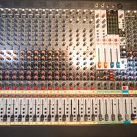 Mixer Behringer Xenix XL 3200