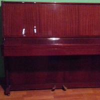 pianoforte a muro cherny