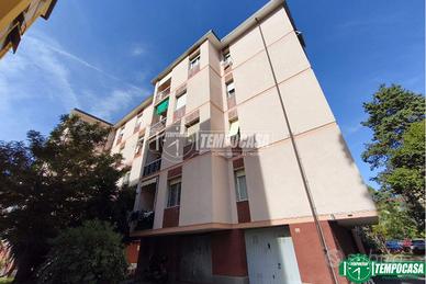 APPARTAMENTO DI TRE VANI CON BALCONE