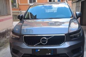 Volvo Xc-40 2.0 D4 AWD Momentum