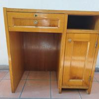 Scrivania vintage 