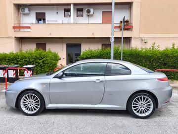 ALFA ROMEO GT 1.9 JTD 16 V