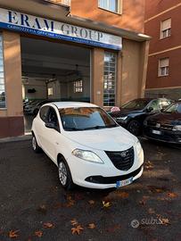 Lancia Ypsilon 0.9 TwinAir 85 CV 5 porte Metano Ec