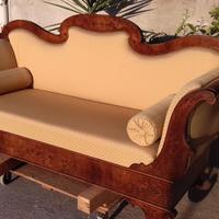 divano antico intarsiato