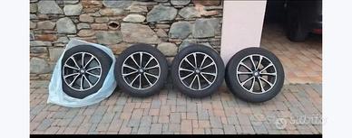 Kit 4 Cerchi in lega Renault 17" +  invernali auto