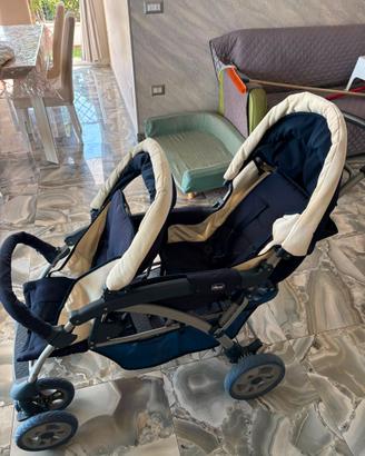 passeggino gemellare marca chicco