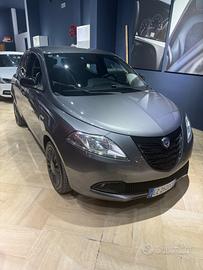 Lancia Ypsilon 1.2 69 CV 5 porte GPL Ecochic Plati