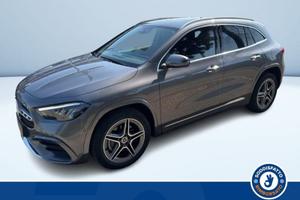 Mercedes-Benz GLA 250 E PLUG-IN HYBRID AUTOMA...