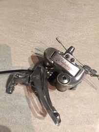 Cambio deragliatore campagnolo e shimano 105