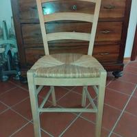 Sedie in legno di abete impagliate