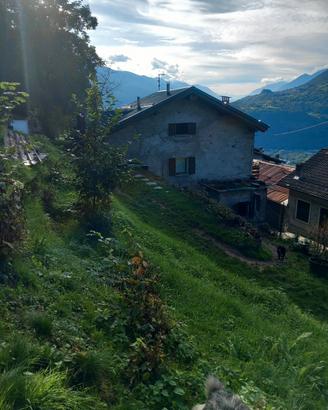 villa singola libera su tre lati