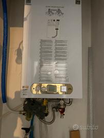 Caldaia a condesazione  Ariel eco wind aurum c28