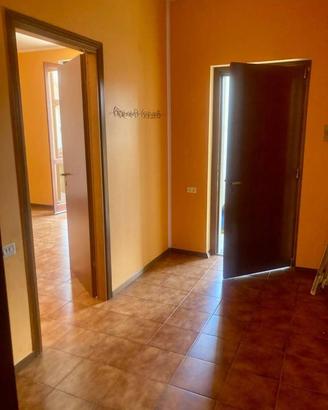 Appartamento di 108 m² con 3 locali e box auto a I