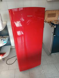 frigorifero hisense rosso pari nuovo