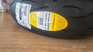 Dunlop GP Racer D212 - 120/70 ZR17 + 180/55 ZR17