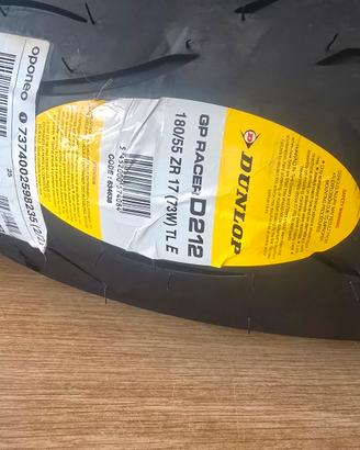 Dunlop GP Racer D212 - 120/70 ZR17 + 180/55 ZR17